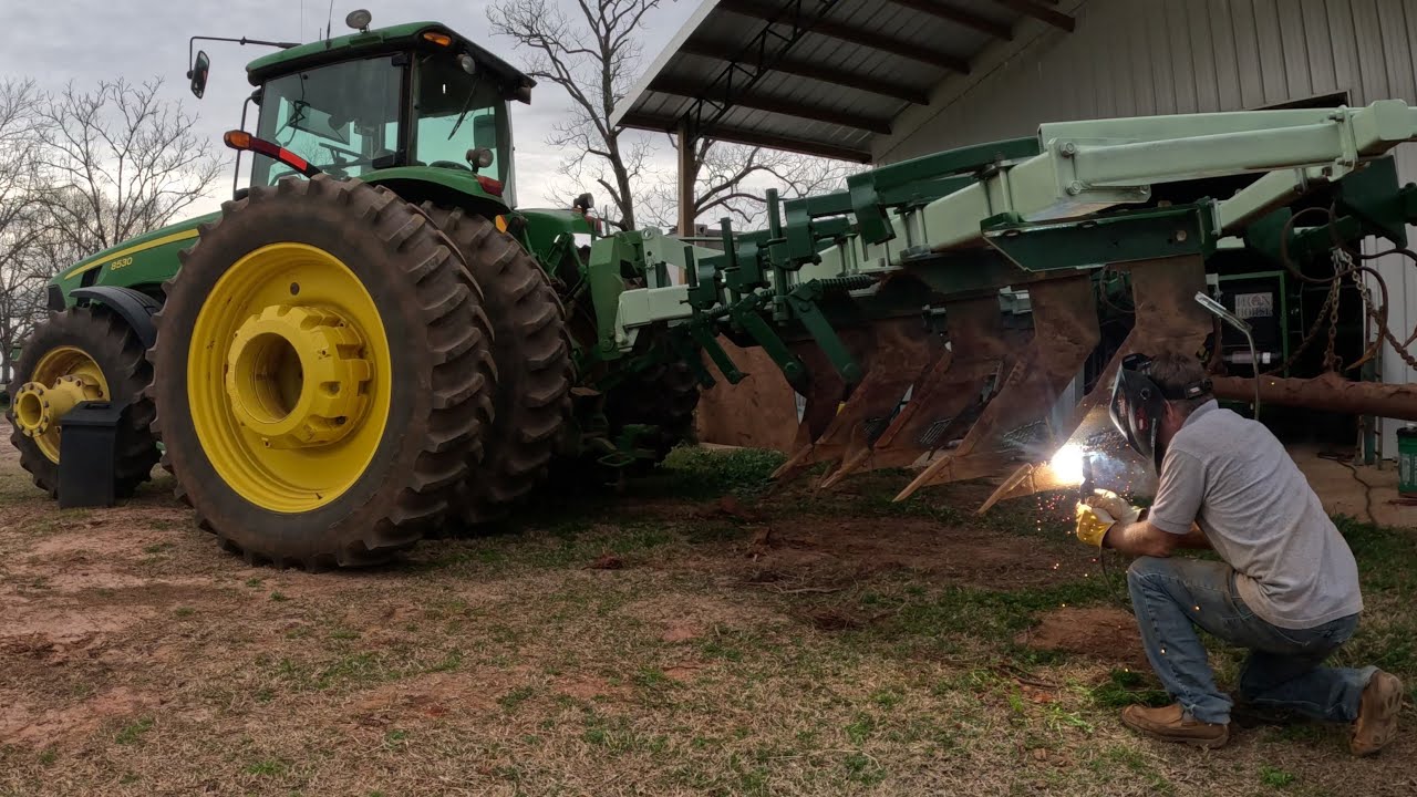 tvrdonávar - svářeč zemědělská technika - mobilní svářeč traktor - Svářeč Třebíč - Welding Czech Republic