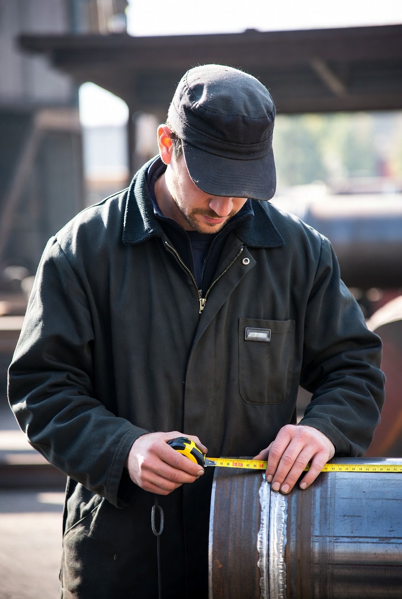 Svářeč na živnost - Svářeč Třebíč - Opravy lžíce bagru svářeč - svářeč Třebíč - Welding Czech Republic - mobilní svářeč bagr lžíce - Svařovací řešení pro těžkou techniku