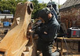 řezání plazmou - plasma cutting welder - Mobilní svářeč - svářeč Třebíč